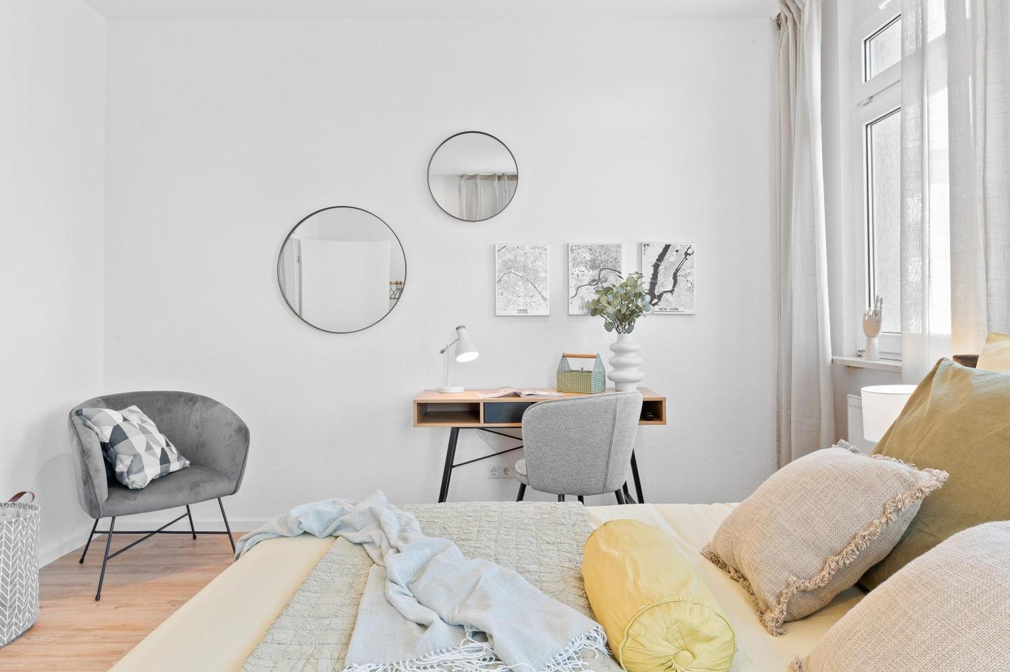 Helle Zentrumsnahe Familienfreundliche Ferienwohnung Fellbach Eksteriør bilde